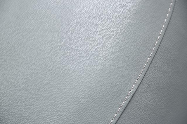 Phineas Power Loveseat - Rebatta Home Store