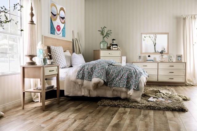 Roseburg Cal.King Bed - Rebatta Home Store